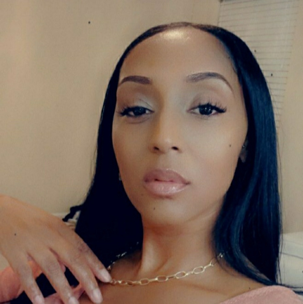 Meet your Posher, Erica